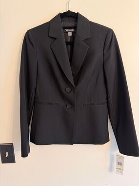 Black Label Evan-Picone Notched Lapel Two-Button Blazer size 4